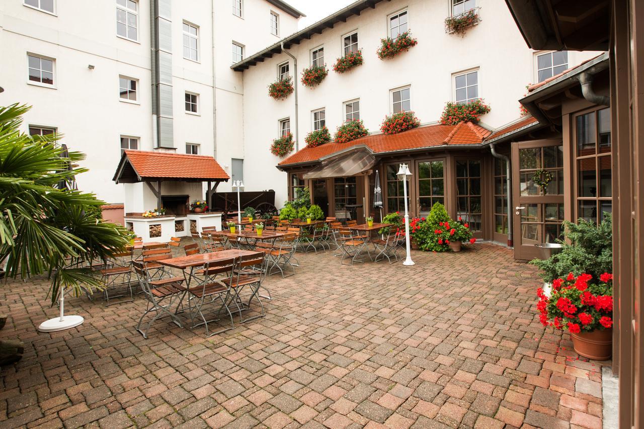 Hotel Reussischer Hof Schmölln Exterior foto